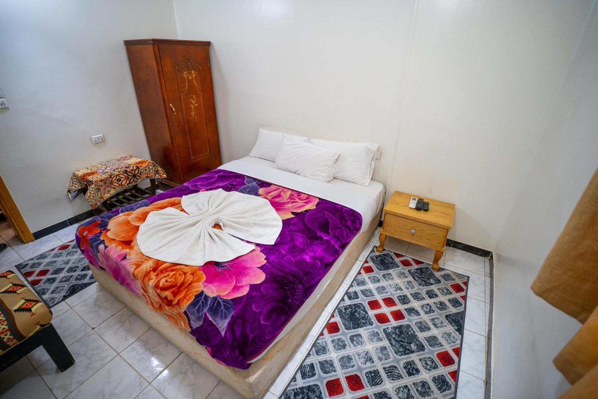 Venus Hotel Luxor 日本人 大歓迎 Eksteriør bilde