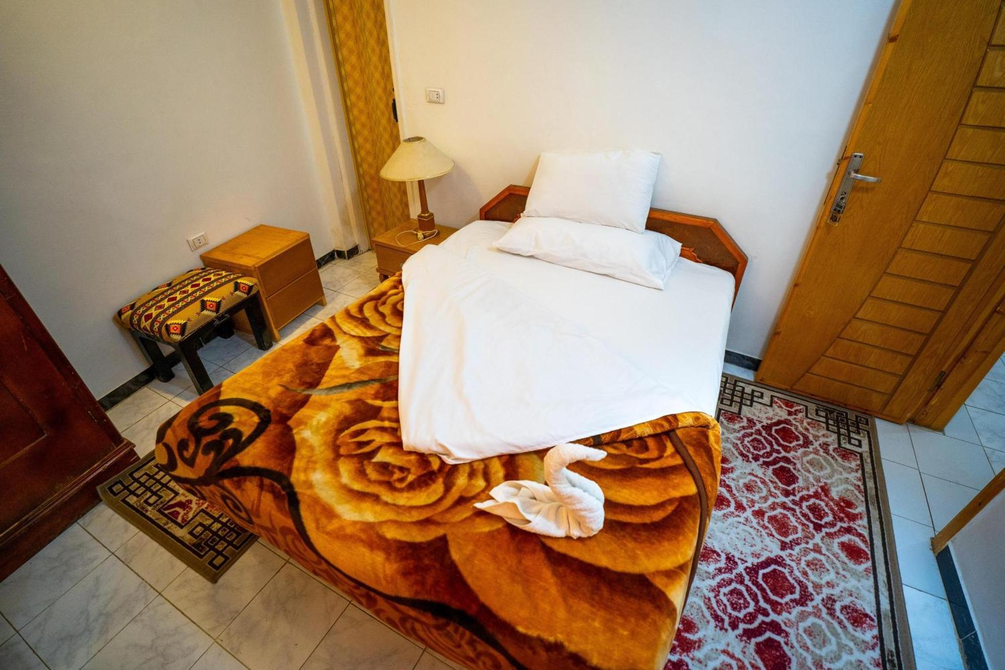 Venus Hotel Luxor 日本人 大歓迎 Eksteriør bilde